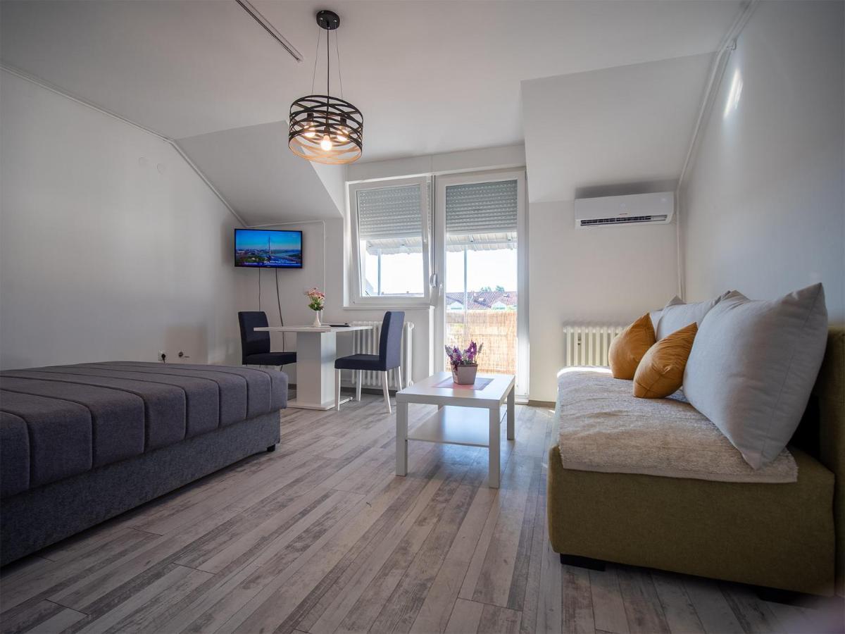 Apartament Apartman Sara Nowy Sad Zewnętrze zdjęcie