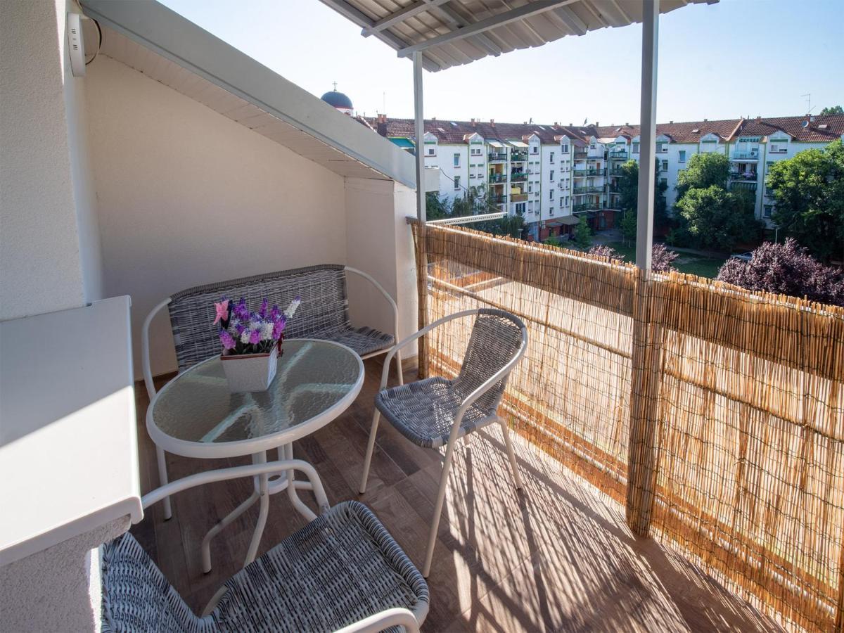 Apartament Apartman Sara Nowy Sad Zewnętrze zdjęcie