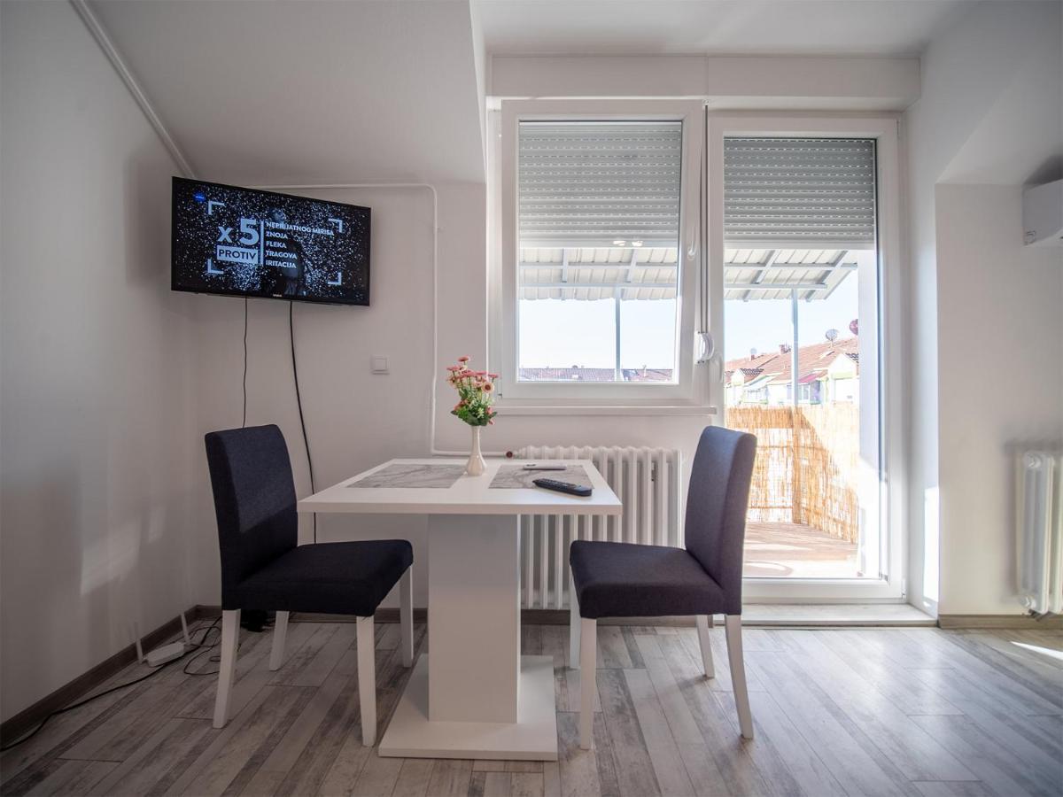 Apartament Apartman Sara Nowy Sad Zewnętrze zdjęcie